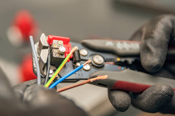 Best Electrical Troubleshooting Services  in Eldorado, IL
