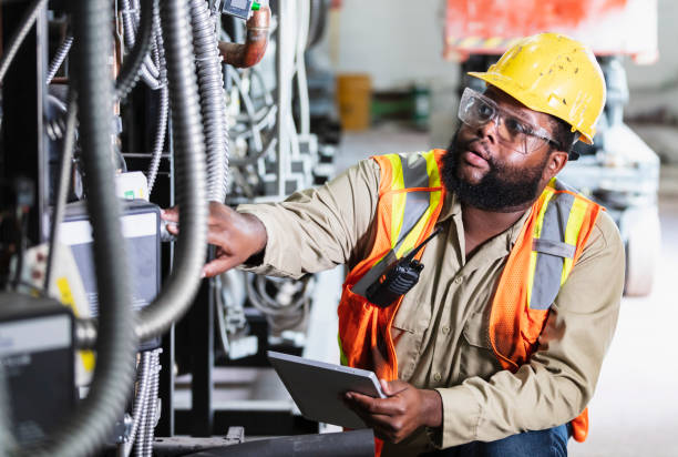 Best Electrical Contractors for Businesses  in Eldorado, IL